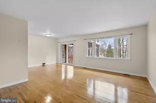 3909 Stoconga Dr, Beltsville, MD 20705 - Photo 4