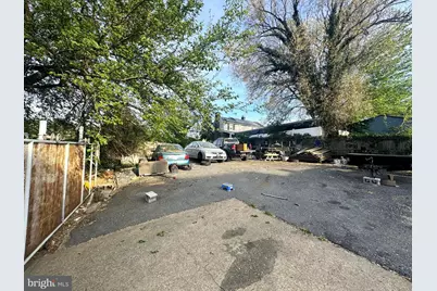 5327 Greenway Drive, Hyattsville, MD 20781 - Photo 4