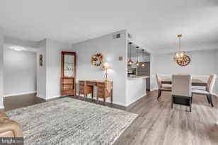 6916 Hanover Pkwy, Greenbelt, MD 20770 - Photo 4