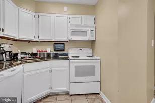 6916 Hanover Pkwy, Greenbelt, MD 20770 - Photo 36