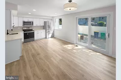 340 Possum Court, Capitol Heights, MD 20743 - Photo 8