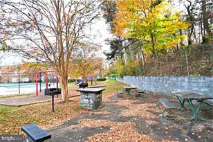 1733 Addison Rd S, District Heights, MD 20747 - Photo 16