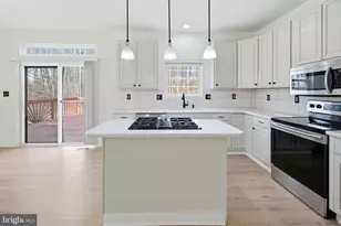 5209 Devonport Ct, Glenn Dale, MD 20769 - Photo 18