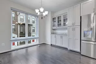 513 Riversail Ln, Oxon Hill, MD 20745 - Photo 8