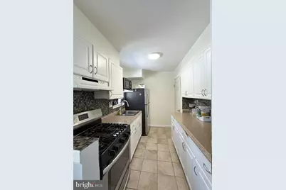 6241 Westbrook Drive, Hyattsville, MD 20784 - Photo 4