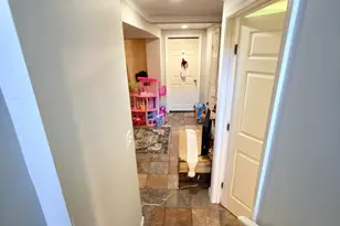 6241 Westbrook Dr, Hyattsville, MD 20784 - Photo 8