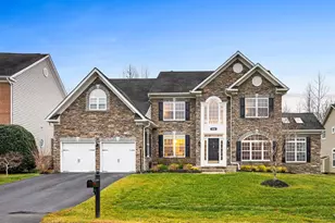 504 Ashaway Ln, Upper Marlboro, MD 20774 - Photo 2