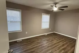 2121 N Anvil Ln, Temple Hills, MD 20748 - Photo 16