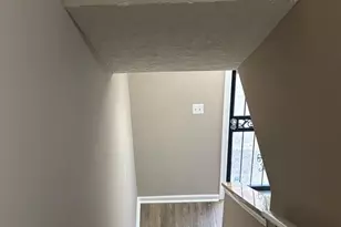 2121 N Anvil Ln, Temple Hills, MD 20748 - Photo 8