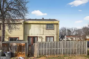 8606 Brae Brooke Dr, Lanham, MD 20706 - Photo 6