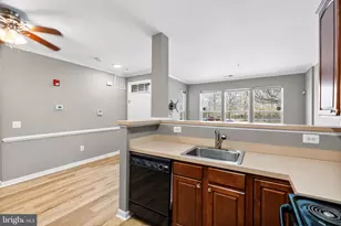 2805 Forest Dr, District Heights, MD 20747 - Photo 16