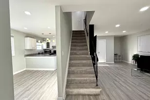 819 Carrington Ave, Capitol Heights, MD 20743 - Photo 2