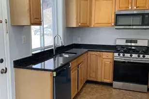 2410 Lewisdale Dr, Hyattsville, MD 20783 - Photo 4