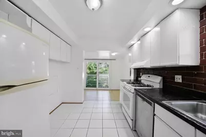 9506 52nd Avenue, College Park, MD 20740 - Photo 6