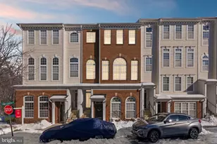 904 Pine Forest Ln, Upper Marlboro, MD 20774 - Photo 2