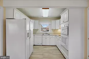 13003 Cheswood Ln, Bowie, MD 20715 - Photo 16