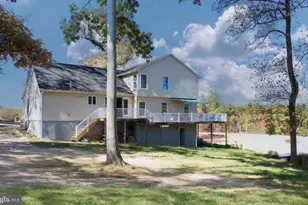 9216 Crandall Rd, Lanham, MD 20706 - Photo 2