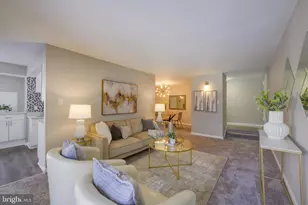 7728 Hanover Pkwy, Greenbelt, MD 20770 - Photo 8