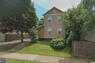 6003 Seat Pleasant Dr, Capitol Heights, MD 20743 - Photo 1