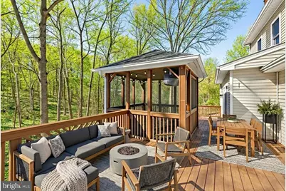 6111 Omar Court, Upper Marlboro, MD 20772 - Photo 8