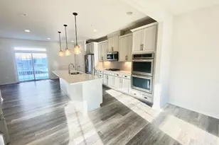 6906 Stansbury Ln, Landover, MD 20785 - Photo 6