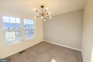 6906 Stansbury Ln, Landover, MD 20785 - Photo 18