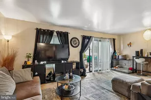6912 Hanover Pkwy, Greenbelt, MD 20770 - Photo 6