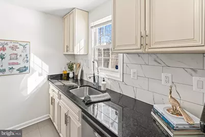 112 N Huron Drive, Oxon Hill, MD 20745 - Photo 14