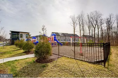 215 Phoenix Drive, Upper Marlboro, MD 20774 - Photo 28