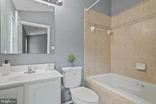 4012 Meadow Trail Ln, Hyattsville, MD 20784 - Photo 16