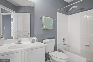 4012 Meadow Trail Ln, Hyattsville, MD 20784 - Photo 14