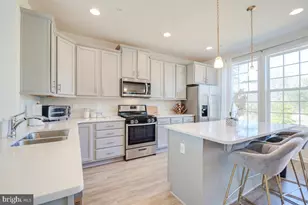 9002 Spruce Tree Ln, Upper Marlboro, MD 20772 - Photo 10