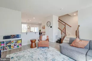 9002 Spruce Tree Ln, Upper Marlboro, MD 20772 - Photo 16