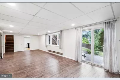 9321 B Saint Andrews Place, College Park, MD 20740 - Photo 2