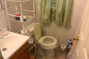 720 Cabin Branch Dr, Capitol Heights, MD 20743 - Photo 12