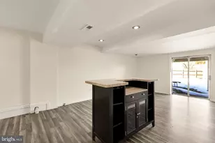 970 Central Hills Ln, Hyattsville, MD 20785 - Photo 40