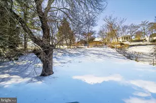 12611 Windbrook Dr, Clinton, MD 20735 - Photo 32