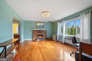 8801 Christina Ln, Clinton, MD 20735 - Photo 6