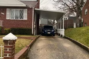 2204 Gaylord Dr, Suitland, MD 20746 - Photo 2