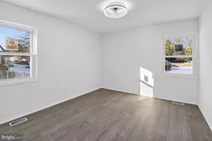 12415 Round Tree Ln, Bowie, MD 20715 - Photo 16