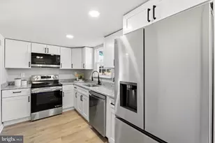 8714 Jeremy Ct, Clinton, MD 20735 - Photo 14