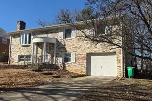 6203 Larwin Dr, Temple Hills, MD 20748 - Photo 2