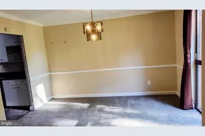 6100 Westchester Park Drive #TR11, College Park, MD 20740 - Photo 4