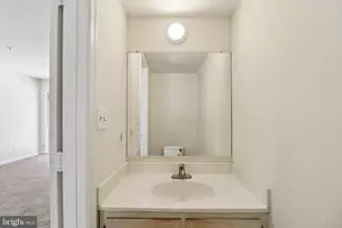 4138 Candy Apple Ln, Suitland, MD 20746 - Photo 32