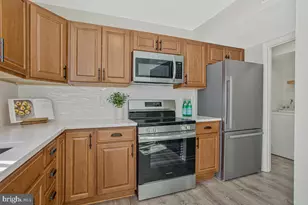 15903 Peach Walker Dr, Bowie, MD 20716 - Photo 8