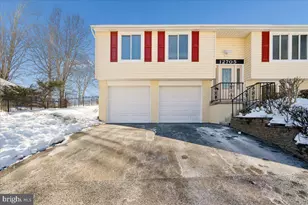 12705 Windbrook Dr, Clinton, MD 20735 - Photo 4