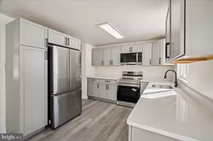 12705 Windbrook Dr, Clinton, MD 20735 - Photo 24