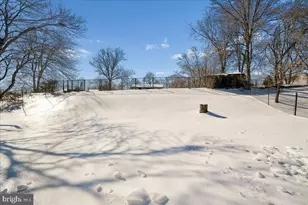 12705 Windbrook Dr, Clinton, MD 20735 - Photo 14