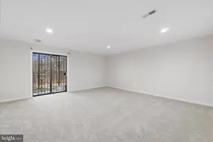 7117 Kurth Ln, Lanham, MD 20706 - Photo 22