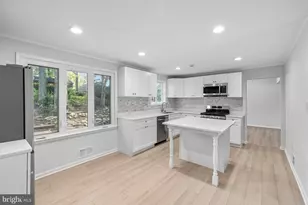 210 Lastner Ln, Greenbelt, MD 20770 - Photo 14